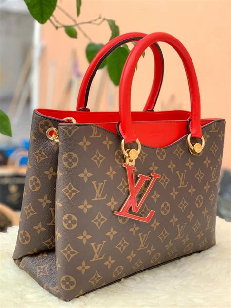 sac rouge louis vuitton|sac Louis Vuitton site officiel.